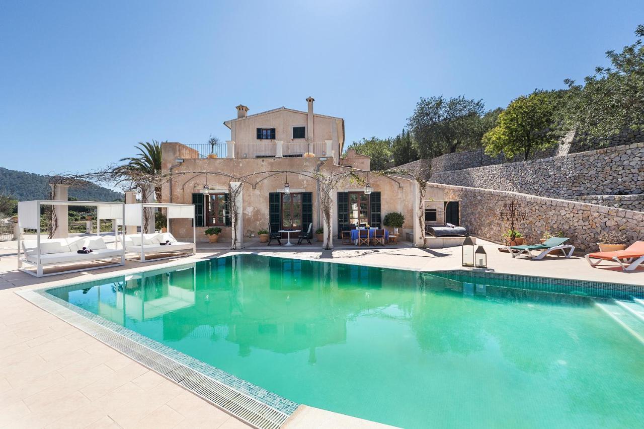 Majestic Estate Up To 12 In